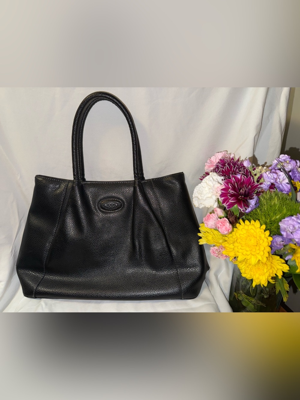 Tod’s Black Pebbled Leather Tote Bag Large Italian Quiet Luxury Shopper